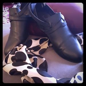 American Eagle black shoes